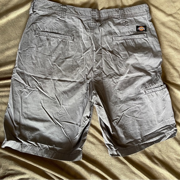 Dickies Gray shorts - Picture 2 of 10